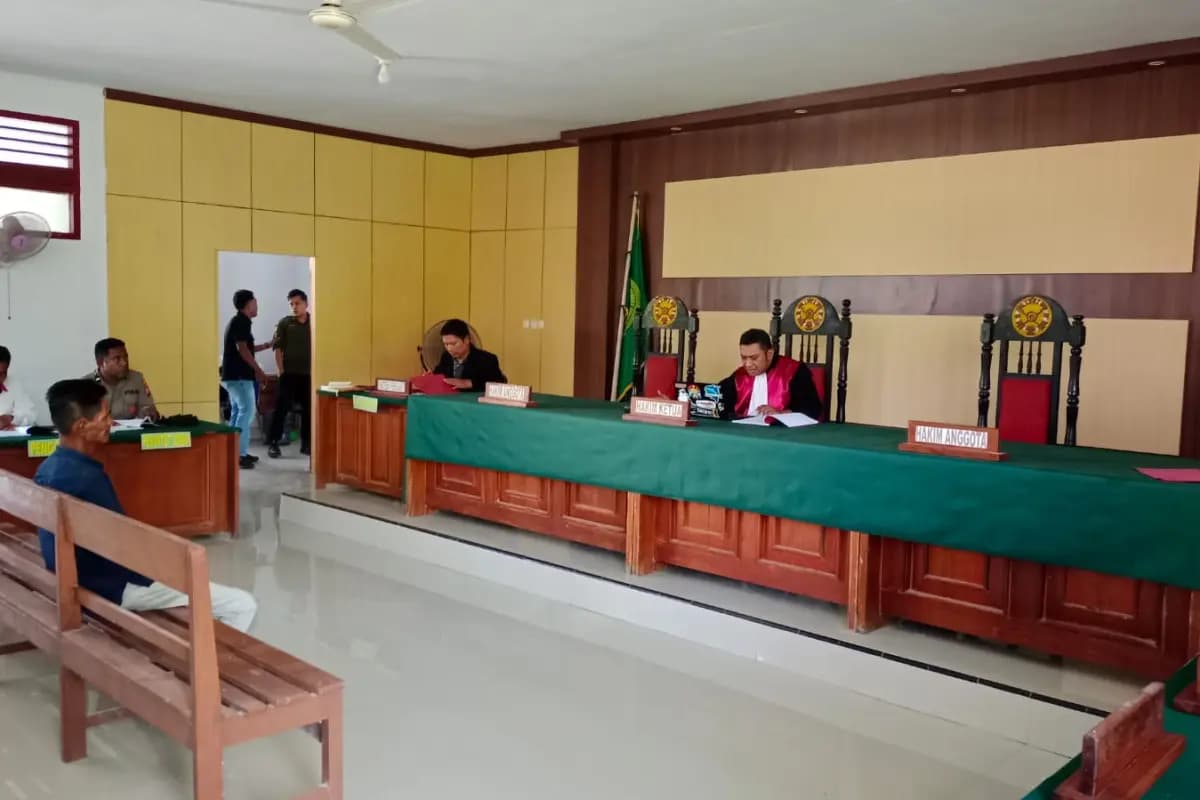 Sidang Tipiring Perdana di Halbar, Kasus Pengancaman Berujung Vonis Denda