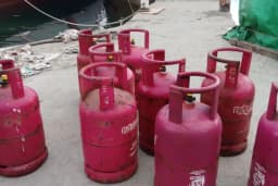 Syahbandar Luwuk Larang Pengiriman LPG, Bakal Ganggu Program MBG di Taliabu